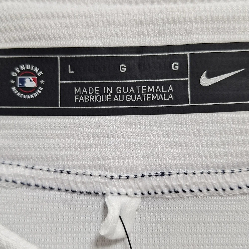 A Nike Genuine Merchandise Atlanta Braves Blank jersey in multiple sizes. - Picture 4 of 8